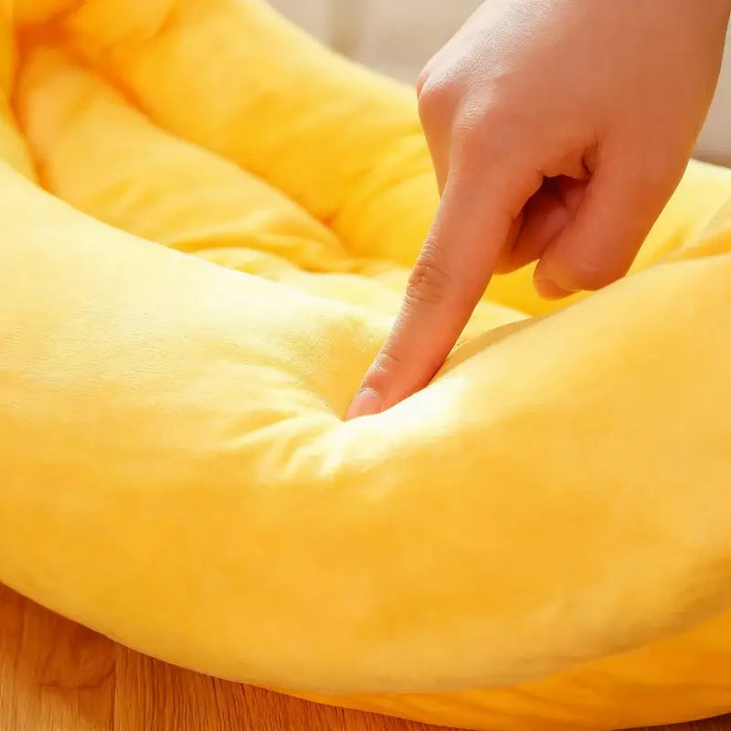 Banana Boat Detachable and Washable Pet Bed for Small to Medium Cats and Dogs - Comfortable and Secure Universal Design