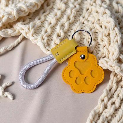 Pet Fur Memory Charm Leather Keychain - Paw-Shaped Keepsake for Dog and Cat Hair, Memorial Gift for Grieving Pet Owners